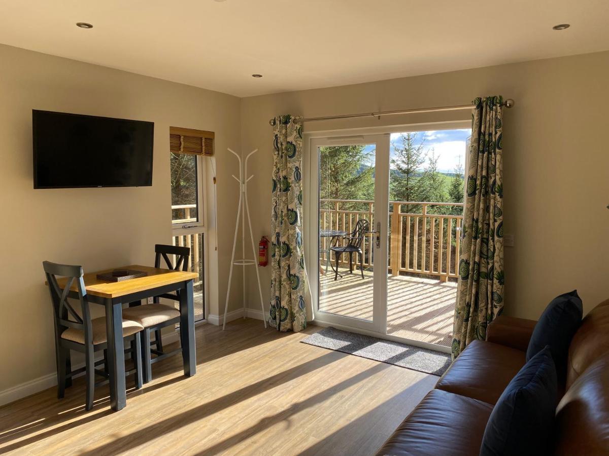 Acorn Lodge With Hot Tub Купар Екстериор снимка